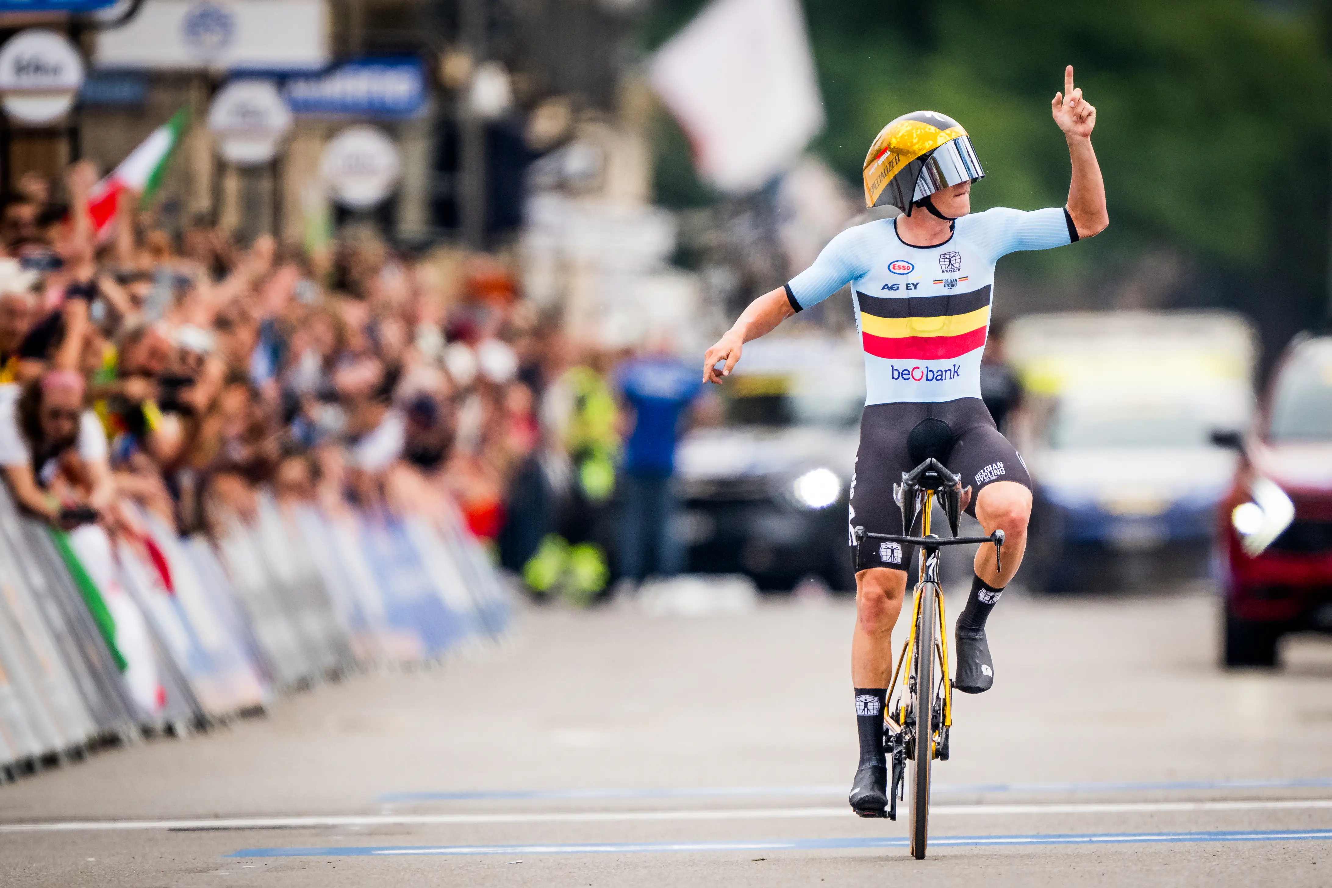 Gold and bronze for Belgians in time trial at cycling world championship